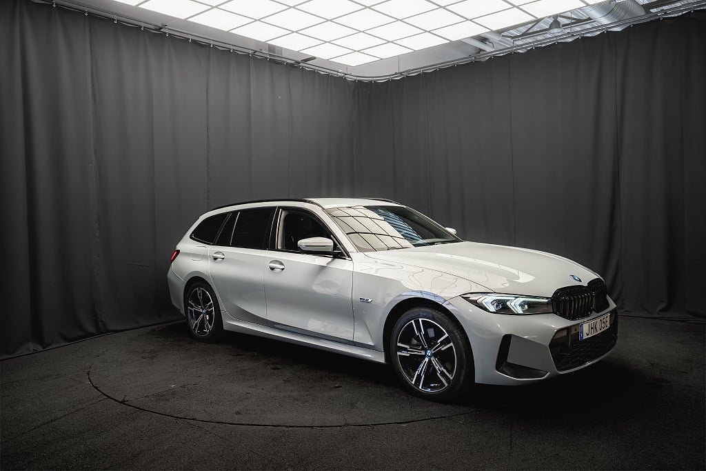 BMW 330e xDrive M Sport SHADOW P-VÄRMARE 1-ÄGARE MOMS