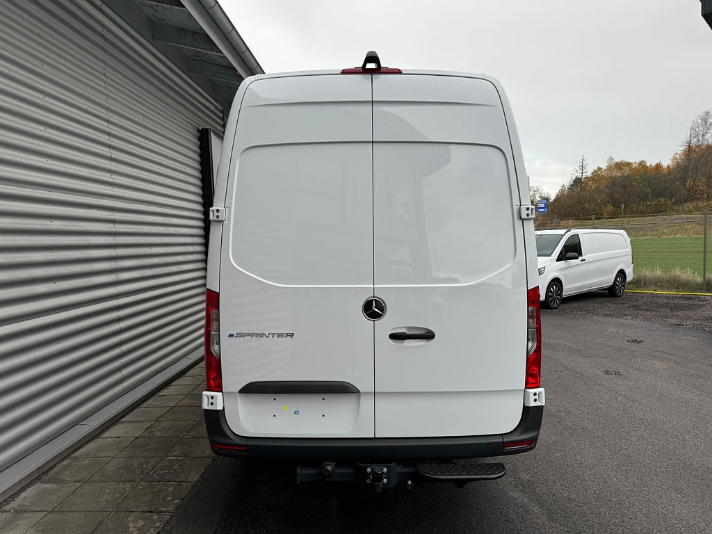 Mercedes-Benz Sprinter eSprinter 420 Skåp A3 PRO 113kw - bild 13