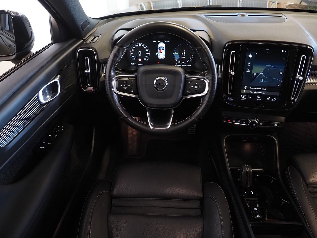 Volvo XC40 Recharge T5 262hk R-Design |Pano|Navi|Kamera| 2021