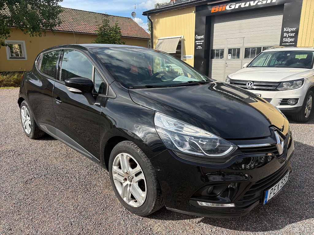 Renault Clio 0.9 TCe Zen 1 ägare/2.900 Mil