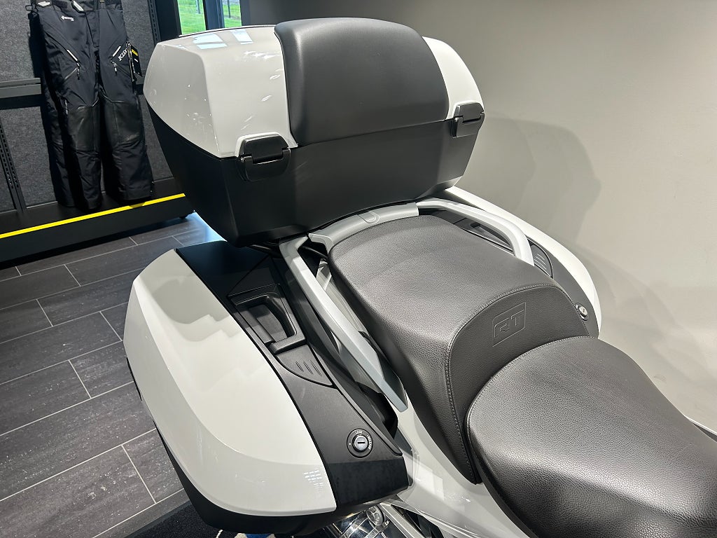 BMW R1250RT 3,45%/ACC/Comfort/Dynamic/Toppbox/Motorbågar