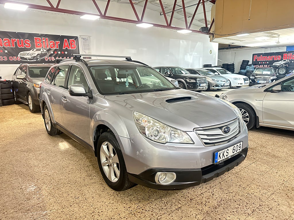 Subaru Outback 2.0 4WD Business Ny Servad & Besiktigad 