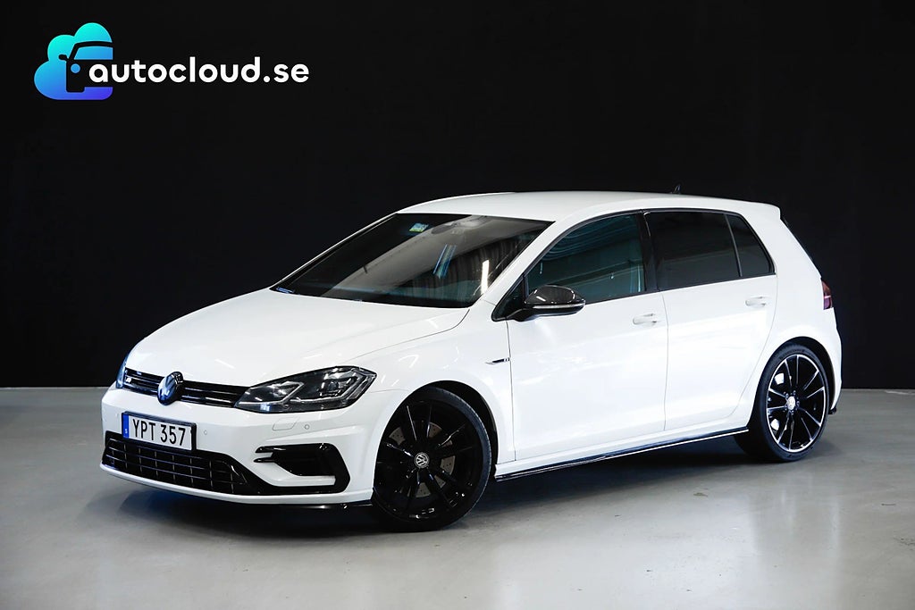 Volkswagen Golf VII 2.0 R 4M DSG Milltek Dynaudio Cockpit