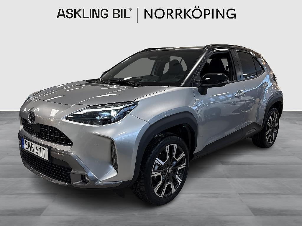 Toyota Yaris Cross Hybrid 130hk AWD-i e-CVT Premiere Edition Panorama Nyservad