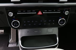 SUV Hyundai IONIQ 15 av 31