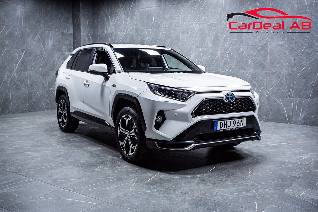 Toyota RAV4 Plug-in Hybrid E-CVT Active JBL Kamera Drag MOMS