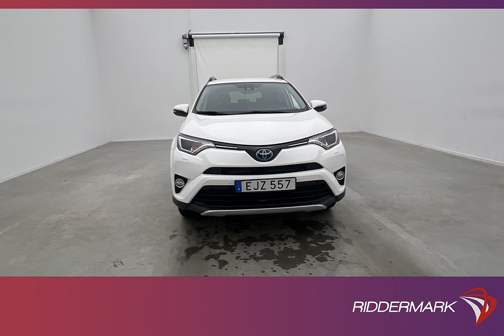 Toyota RAV4 Hybrid AWD 197hk Active Värmare Kamera Navi Drag