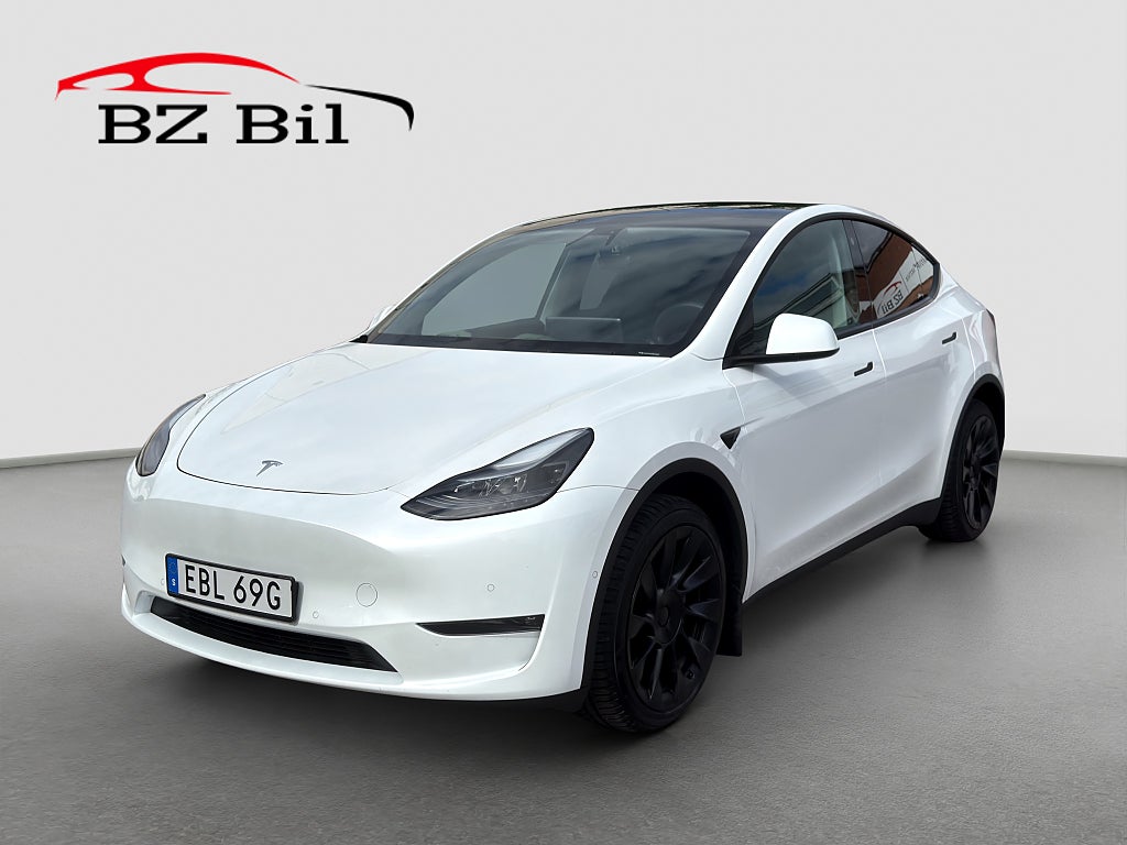 Tesla Model Y Long Range AWD Drag Pano Moms Värmepump 