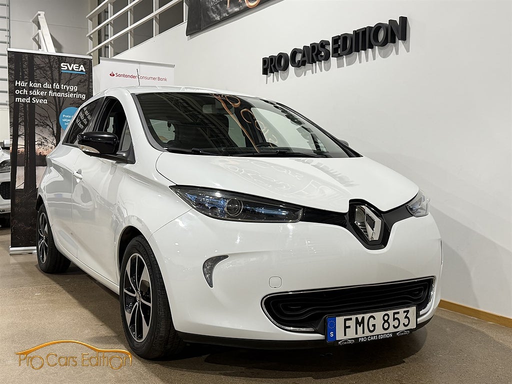 Renault Zoe R110 41 kWh|109hk|B-Kam|Navi|Friköpt batteri|3,45%Ränta