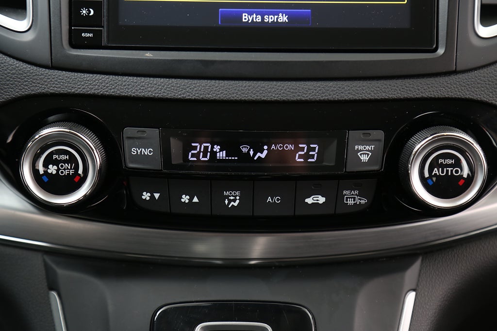 Honda CR-V 2,0 i-VTEC 155hk Elegance AWD Aut 1ägare Motorv Drag