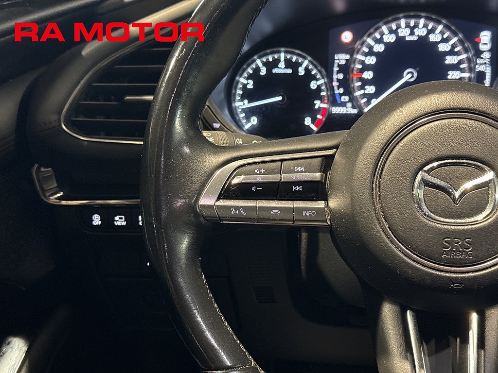 Mazda 3 Sedan 2.0 Cosmo Skinn Nav Bose 360° Drag M-Värm 2021