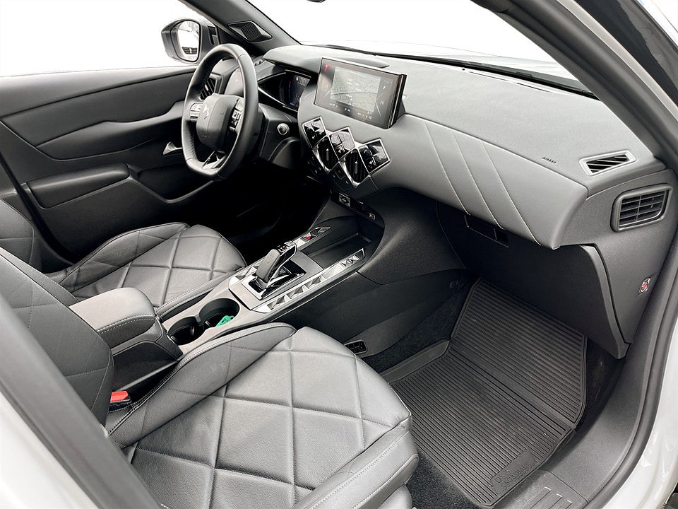 Bild på DS 3 Crossback E-Tense Exclusive 50kWh 136hk Aut - CARPLAY
