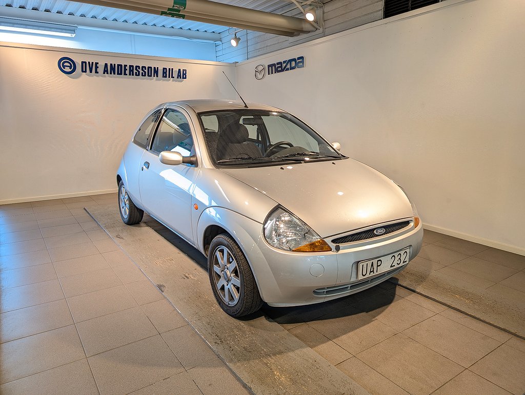 Ford Ka 1.3 (70) Lågmil | Vinterhjul | Motorvärm | En ägare