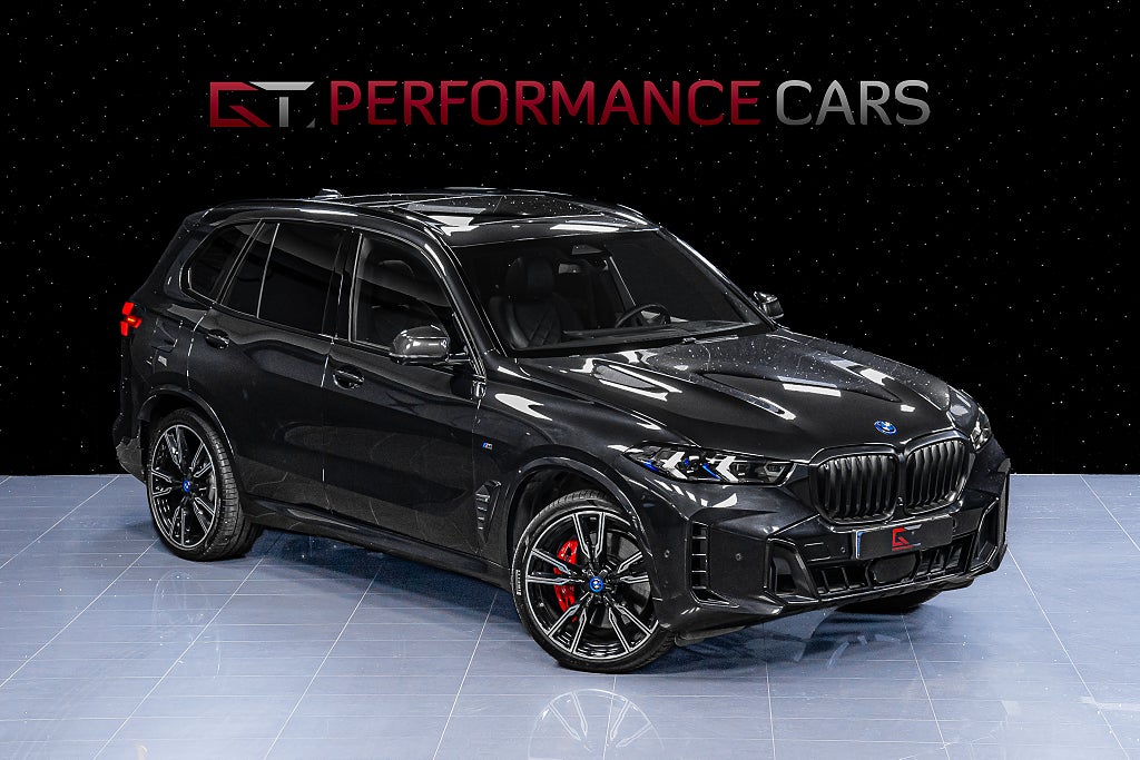 BMW X5 xDrive50e M-Sport MOMS Pano Travel 22" Kolfiber 4.95%