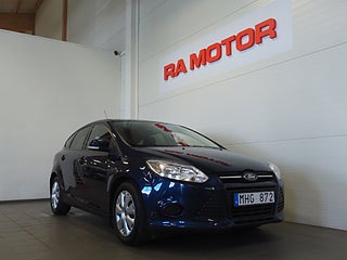 Halvkombi Ford Focus 3 av 21