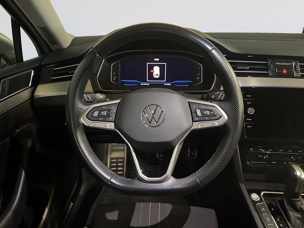 Volkswagen Passat Alltrack 2.0 TDI 4Motion Alltrack Dragk Adaptiv farth Värmare bild 15