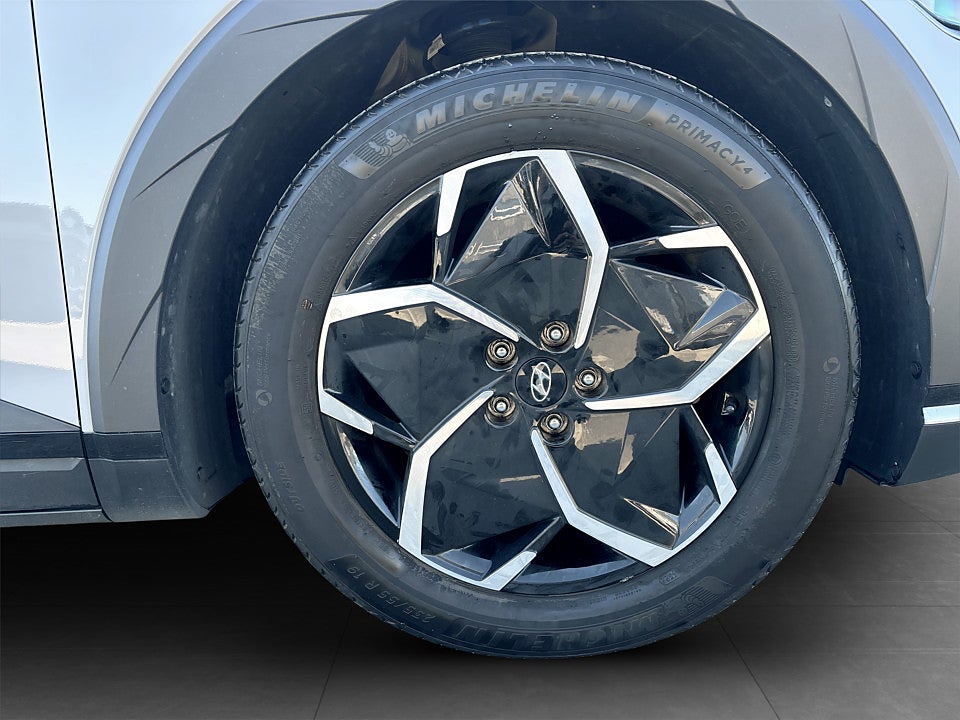 Bild på Hyundai IONIQ 5 Essential 77kWh 228hk Aut B-KAMERA CARPLAY