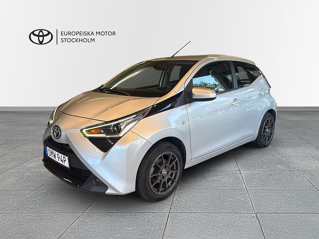 Toyota Aygo 1,0 5D 72HK X-PLAY M/T SPI - VINTERHJUL