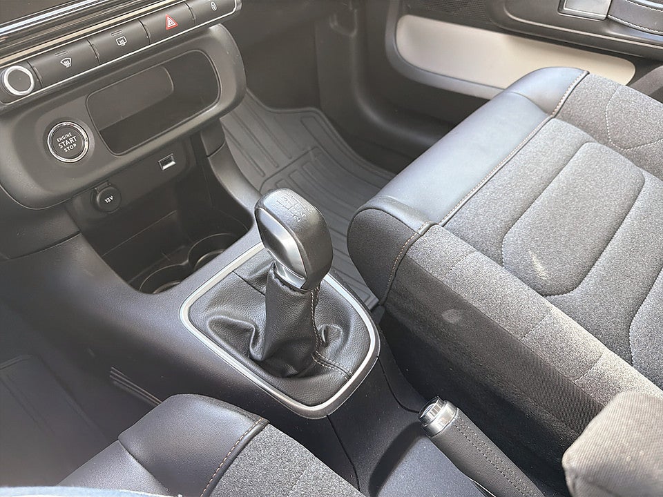 Bild på Citroën C3 Shine 1.2 PT 83hk BACKSENSORER