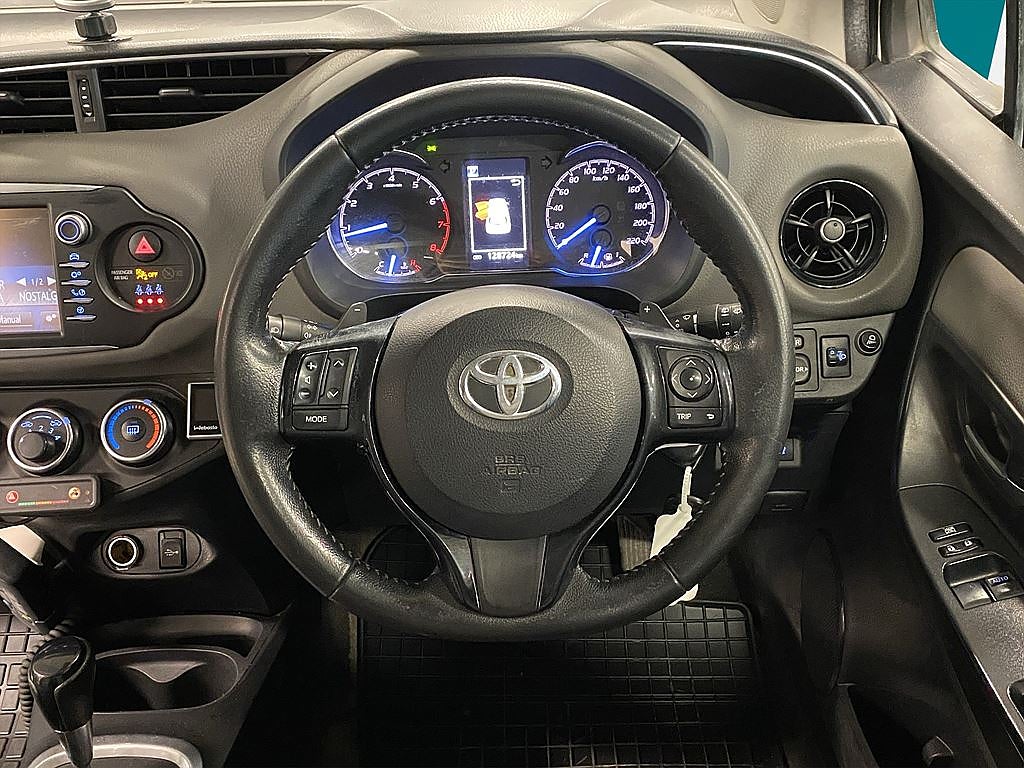 Toyota Yaris 5-dörrar 1.5 VVT-iE Multidrive S, HÖGERSTYRD