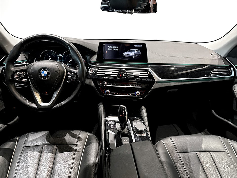 Bild på BMW 520d Touring Luxury Line 190hk Aut B-KAMERA DRAG RATTVÄRME