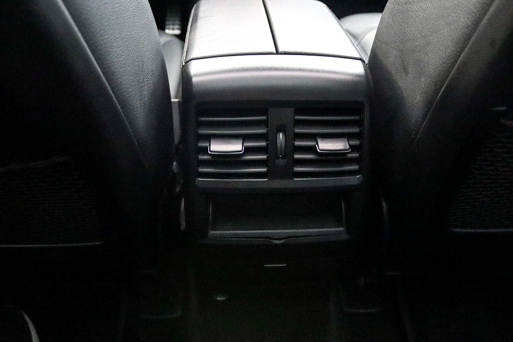 Mercedes-Benz GLE 350 d 4M Coupé AMG H/K Pano Drag Värmare