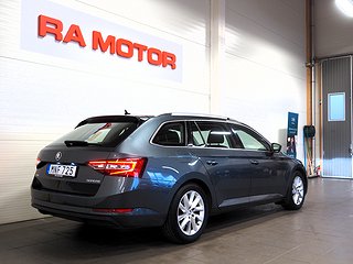 Kombi Skoda Superb 5 av 20