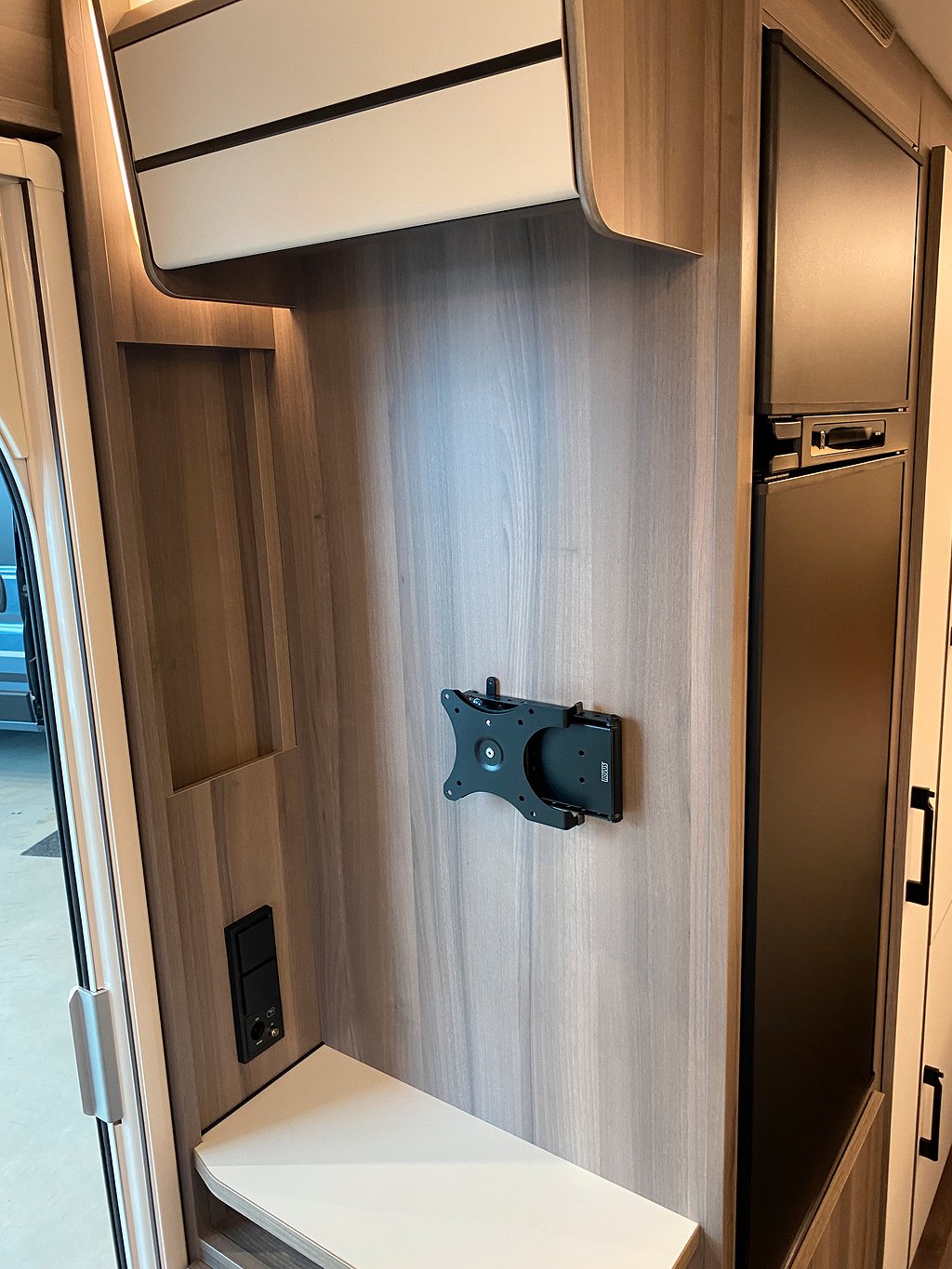 Kabe Estate 470 KS XL  - Kabe