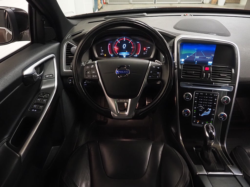 Volvo XC60 Polestar D5 AWD 230hk Black R R-Design Se Utrustning! 2015