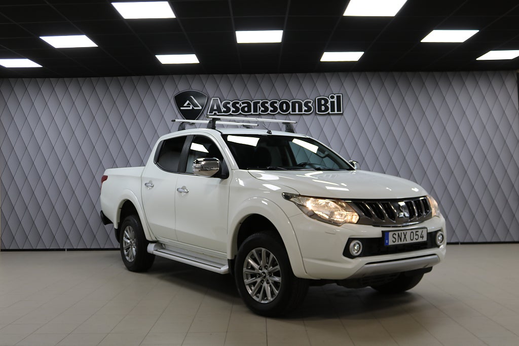 Mitsubishi L200 Dubbelhytt 2.4 DI-D 4WD B-kamera Drag Värmare