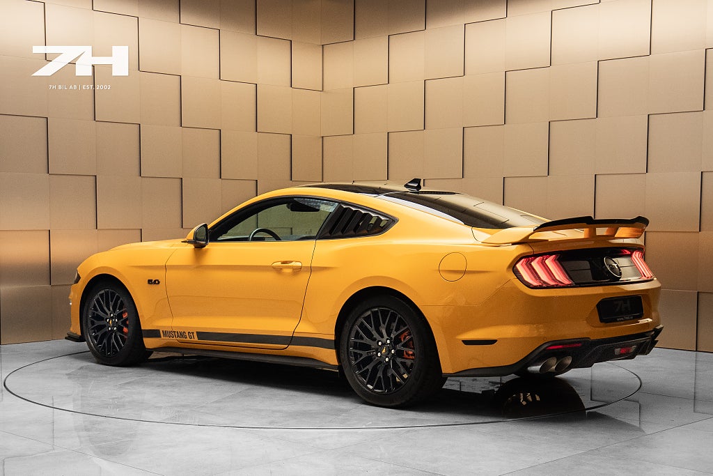Ford Mustang GT 5.0 V8 Performance  / Vent. Stol / B&O / Kolfiber