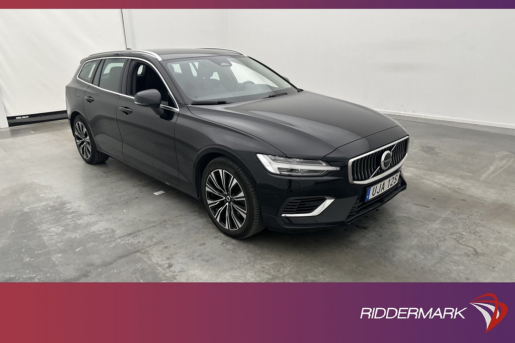 Volvo V60 Recharge T6 AWD 350hk Core P-Värm Kamera Drag MOMS