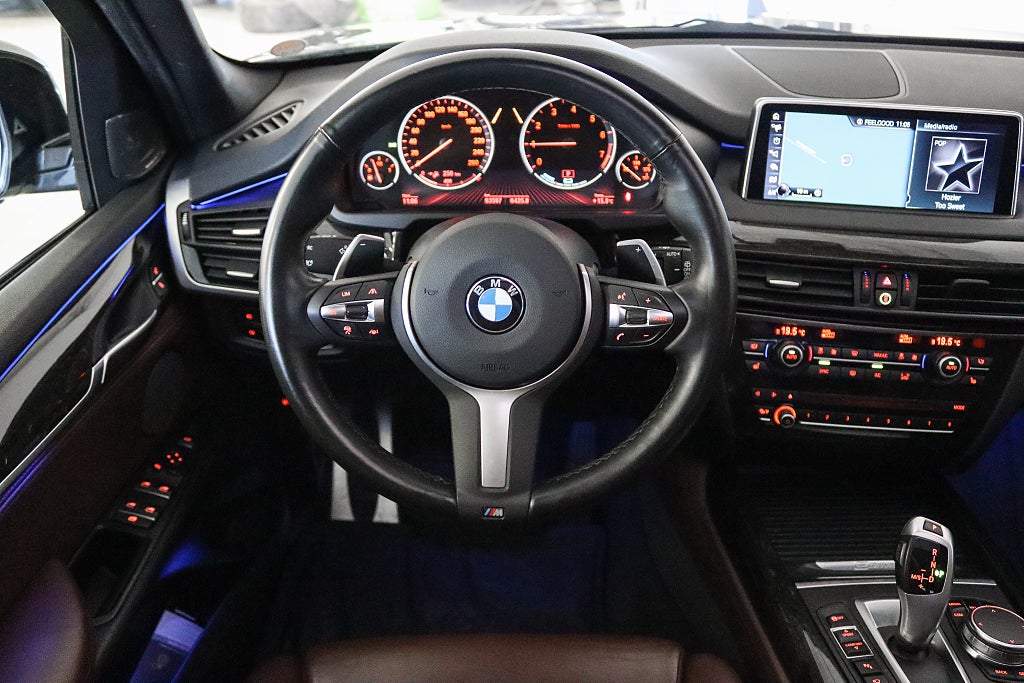 BMW X5 xDrive40e M Sport Innovation H/K Pano Lounge HuD Drag