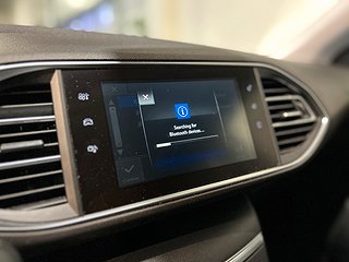 Peugeot 308 1.2 Active Farthållare Psens Låg skatt S/V-hjul