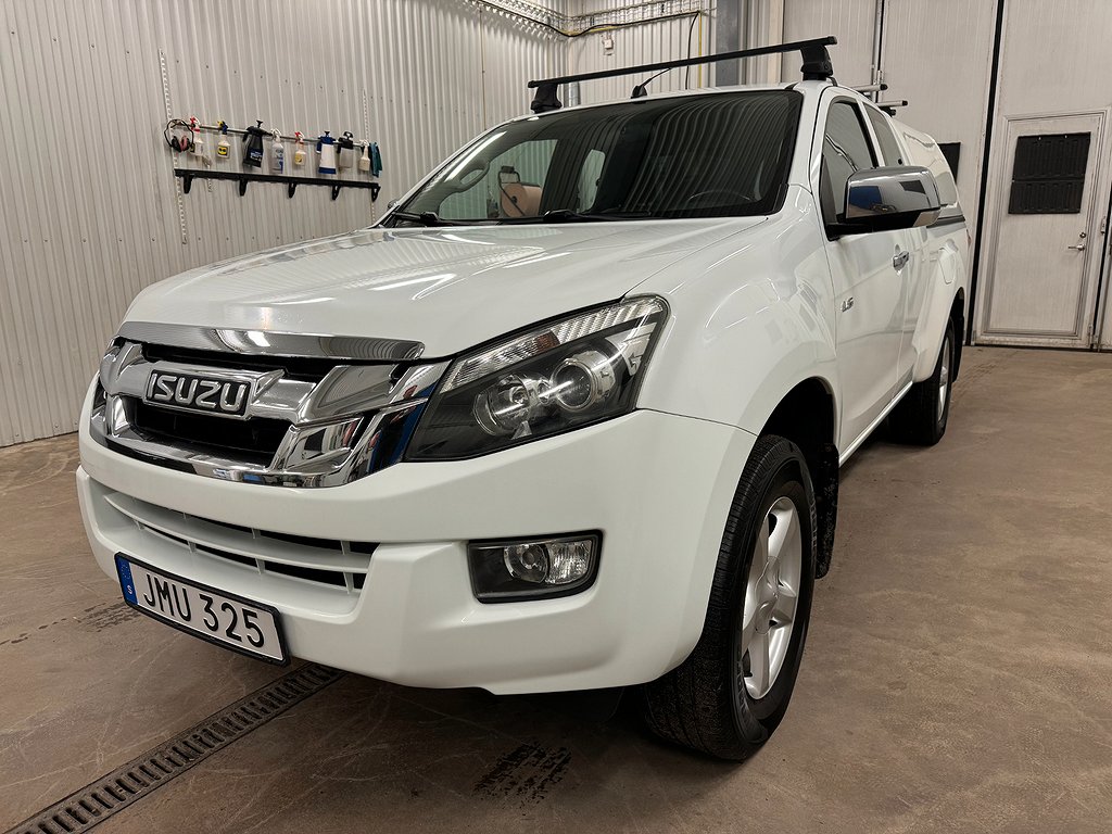 Isuzu D-Max Space Cab 2.5 4WD Kåpa -Mycket Välvårdad-