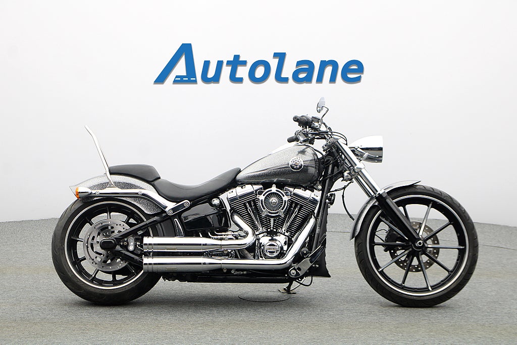 Harley-Davidson Breakout* Dr jekill & mr Hyde* Sommarkampanj 4,99%