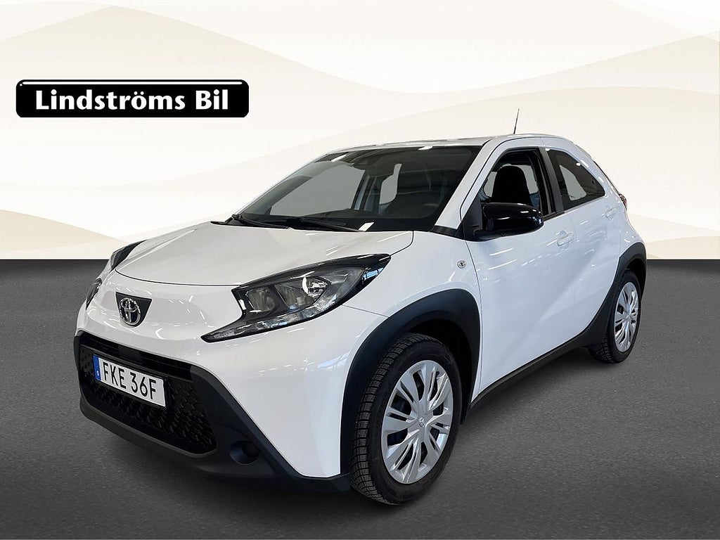 Toyota Aygo X Play CVT 1.0 72hk V-Hjul Moms