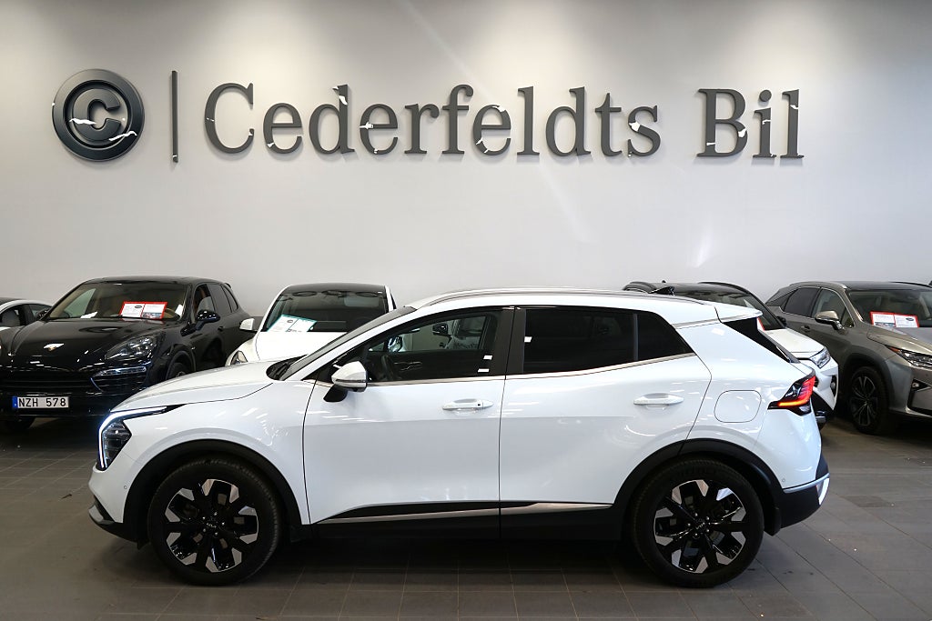 Kia Sportage PHEV AWD Plug-in Hybrid Nyservad V-hjul Nybilsgaranti 