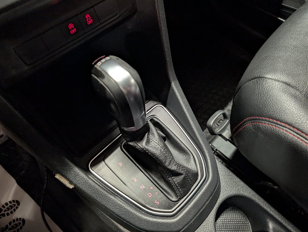 Volkswagen Caddy Caddy R 2.0 TDI AWD Drag/Värmare/Automat/SoV thumbnail