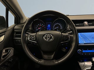 Toyota Avensis Kombi 1.8 Valvematic Drag/Kamera/Värmare/Navi/SoV-Däck – bild 9