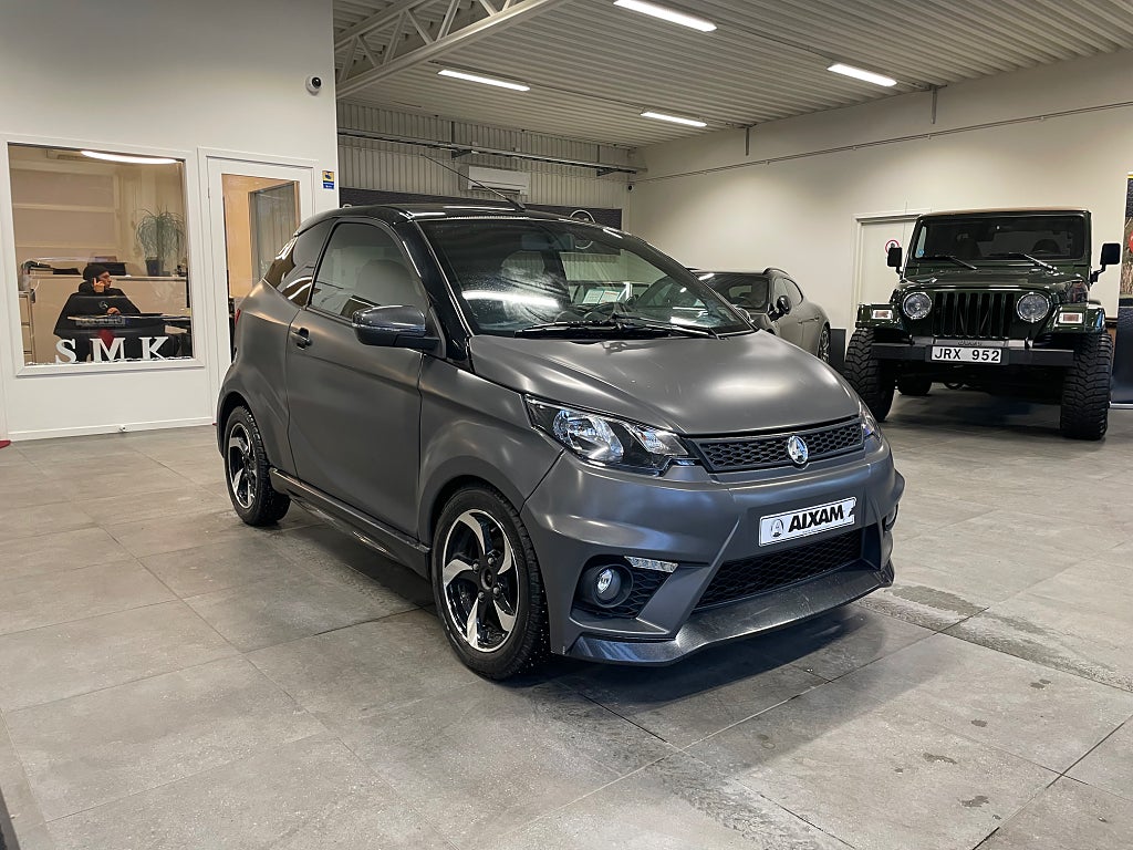 Aixam Coupe GTI ABS-bromsar / Stora Skärmen / Motorvärmare