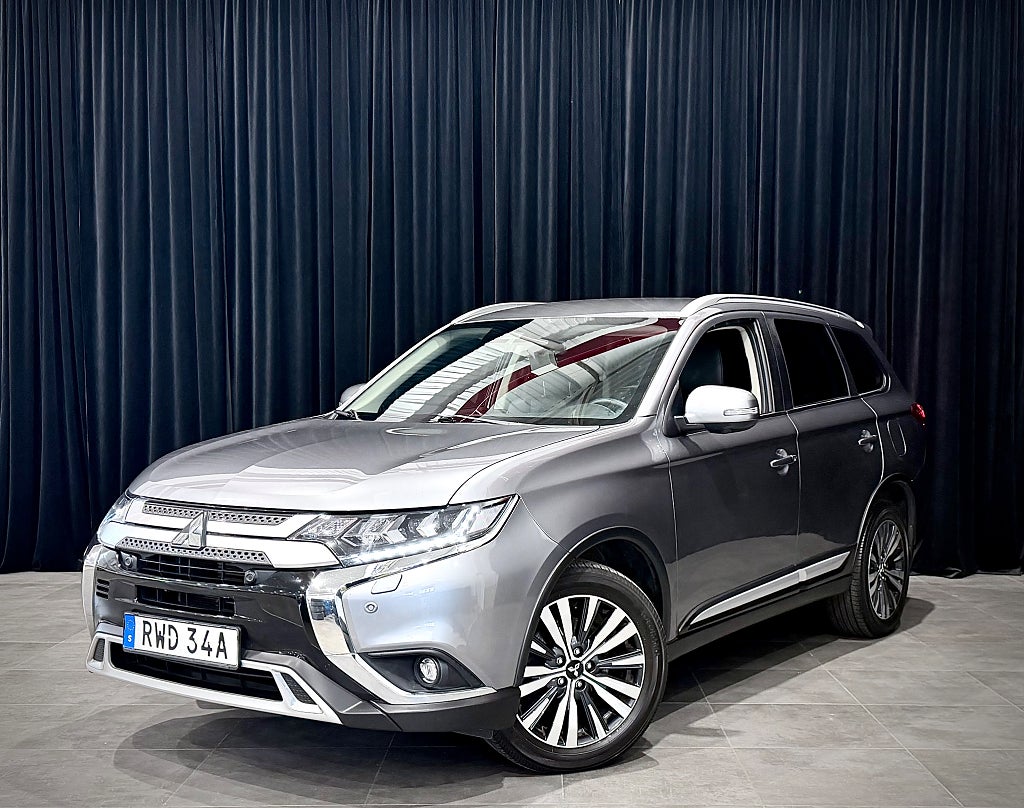 Mitsubishi Outlander 2.0 4WD CVT Business 7-sits 360° SKINN POWER ADAPTIV 