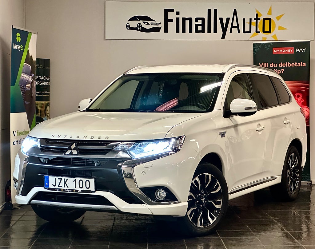 Mitsubishi Outlander PHEV CVT Business Euro 6. Ny-Servad
