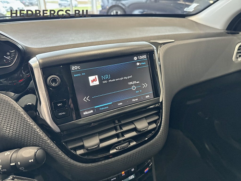 Peugeot 208 1.2 PureTech 82HK thumbnail