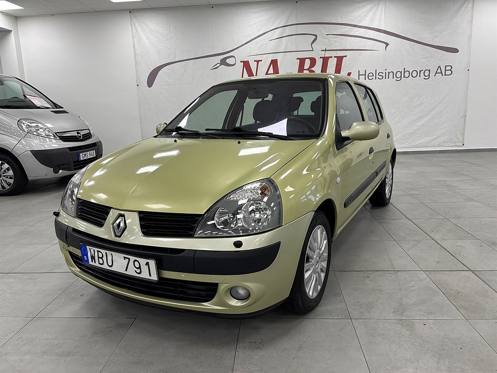Renault Clio 5-dörrars Halvkombi 1.2 Manuell, 75hk