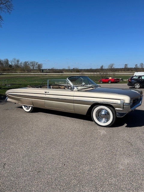 Oldsmobile Dynamic 88