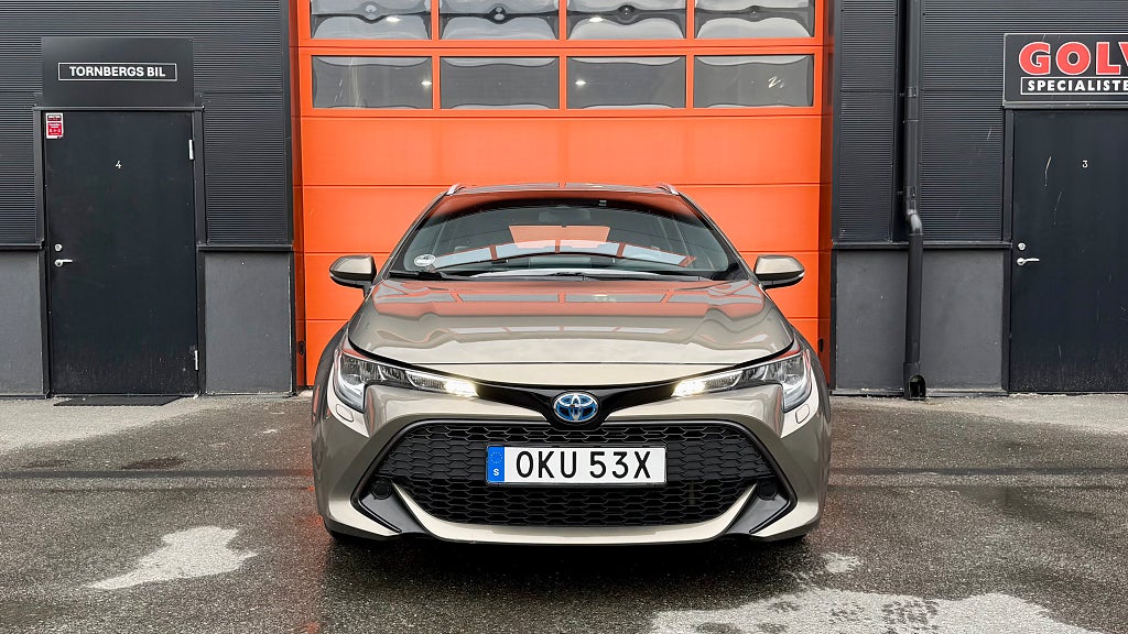 Toyota Corolla Touring Sports Hybrid e-CVT | Fullservad 