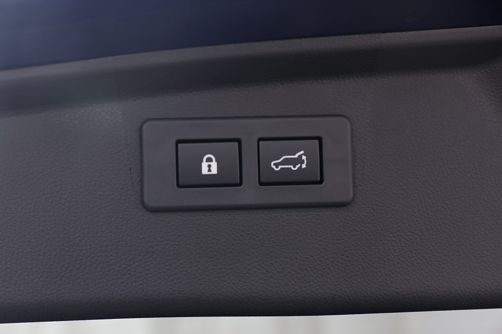 Subaru Outback Limited|  3 fria Service.