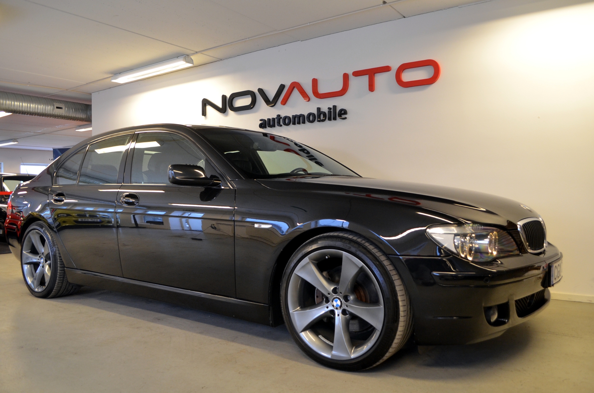 BMW 730