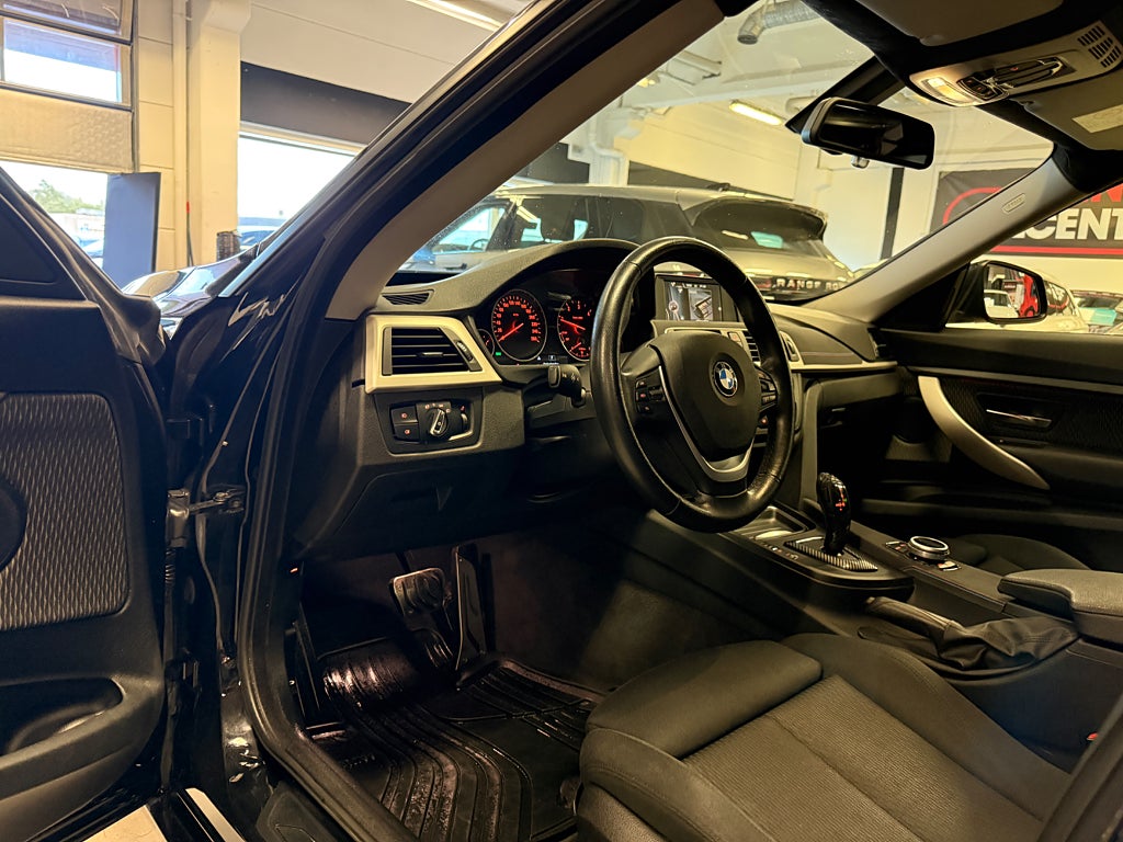 BMW 320d 2015 - miniatyr 12